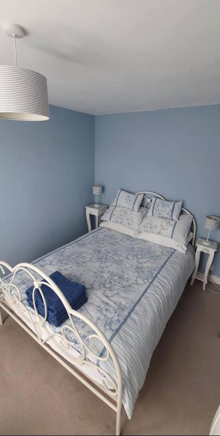 Beautiful 1 Bedroom Cottage With Courtyard. Deal Exterior foto