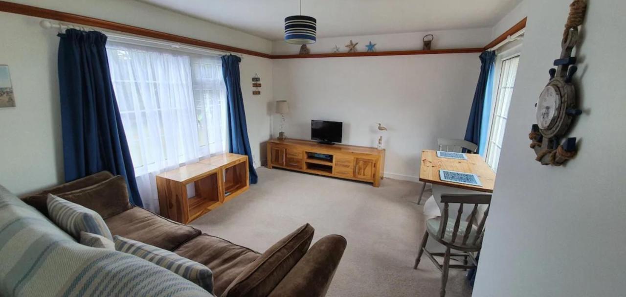 Beautiful 1 Bedroom Cottage With Courtyard. Deal Exterior foto