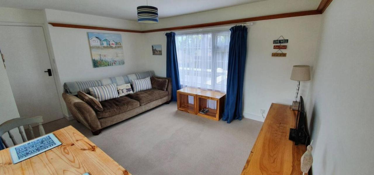 Beautiful 1 Bedroom Cottage With Courtyard. Deal Exterior foto